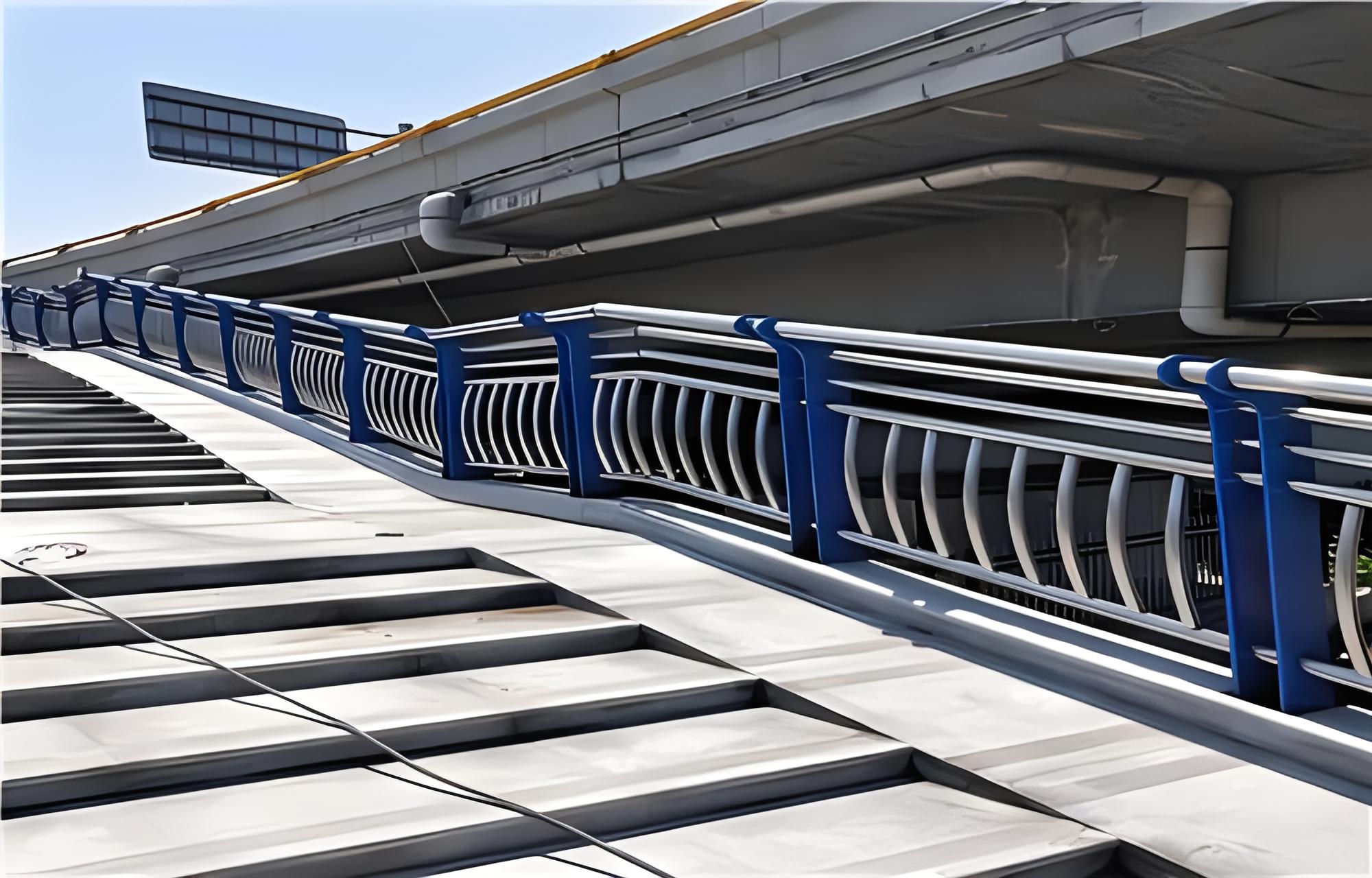 广西不锈钢桥梁护栏维护方案：确保安全，延长使用寿命